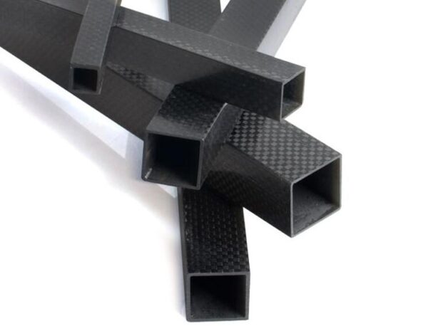 Square-carbon-fiber-tube-150mm-3k-large (1)